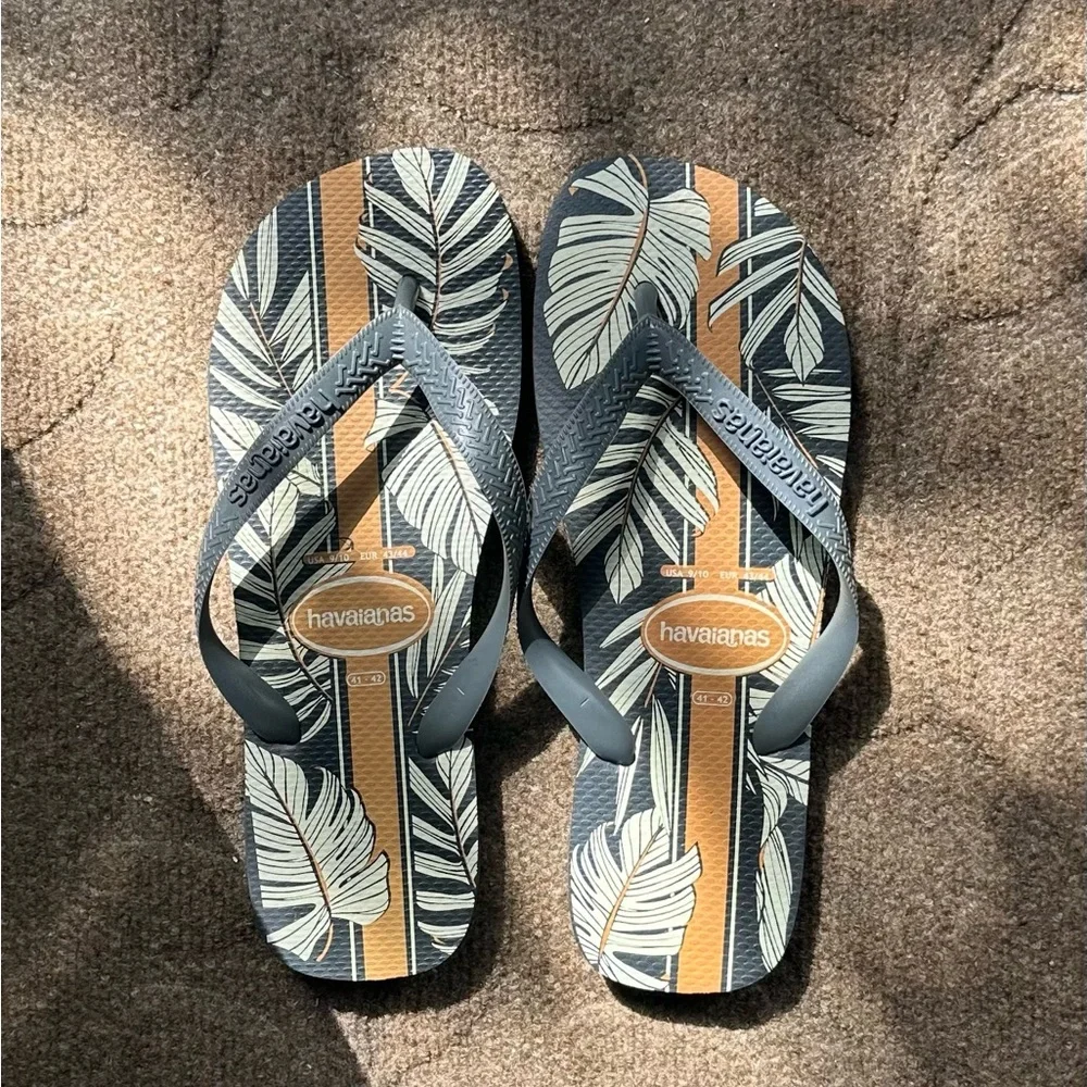 Havaianas Tropical Leaf Flip Flops - Gray and Tan Men’s 9-10 (41-42) - Picture 1 of 6